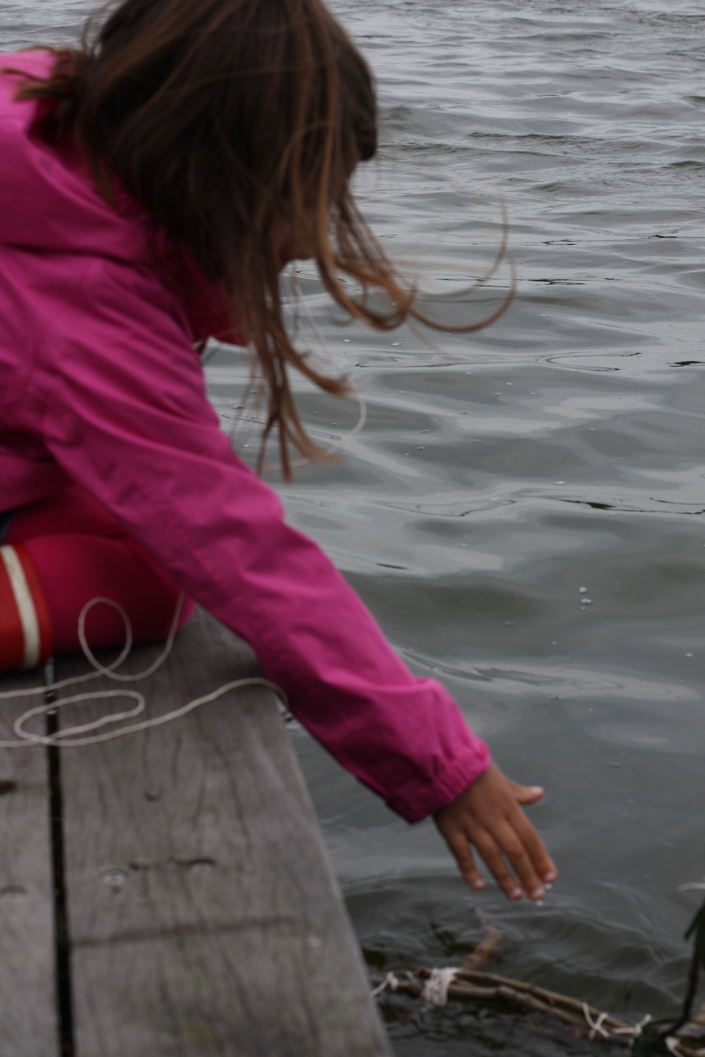 Penknife and String No1: The Mini Raft – YellowFields